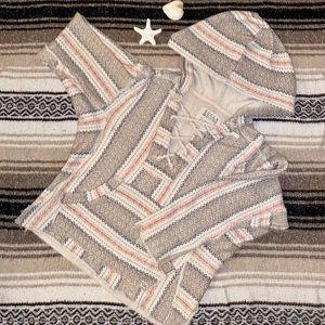 Beachy Billabong Sweater